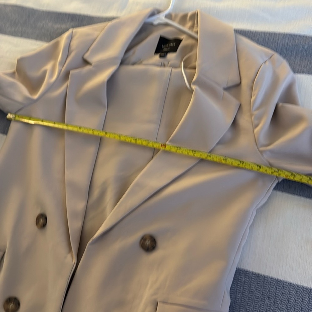 Love Tree 2 Piece Set:  BLAZER & PANTSUIT NWOT - Picture 4 of 16